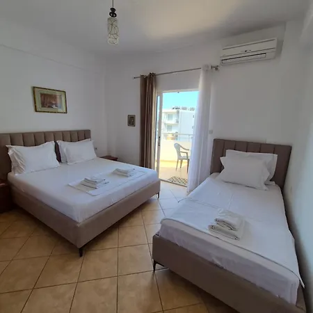 Peaceful Sea View Appartement Sarandë