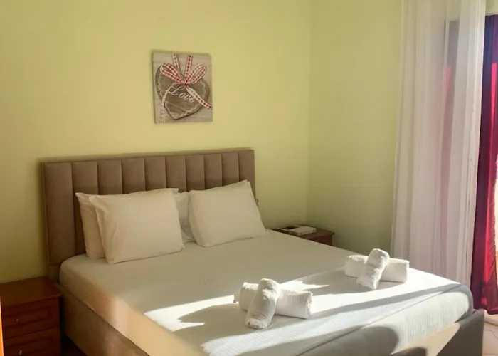Guest - Sea Breeze 2 Sarande